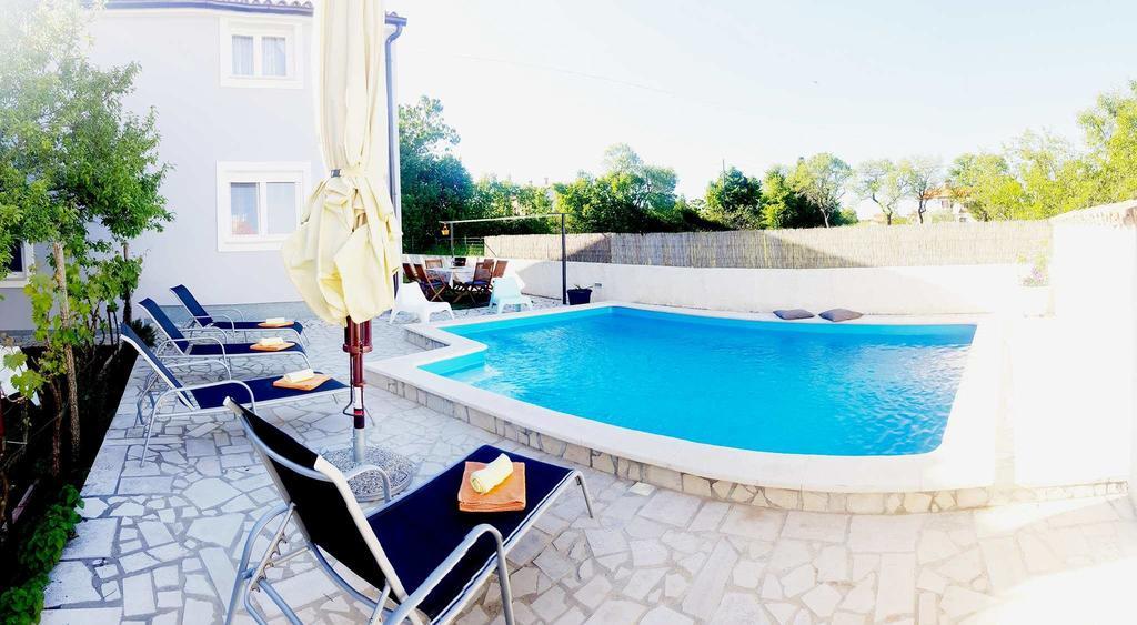 Guest House Ilic Loborika 外观 照片
